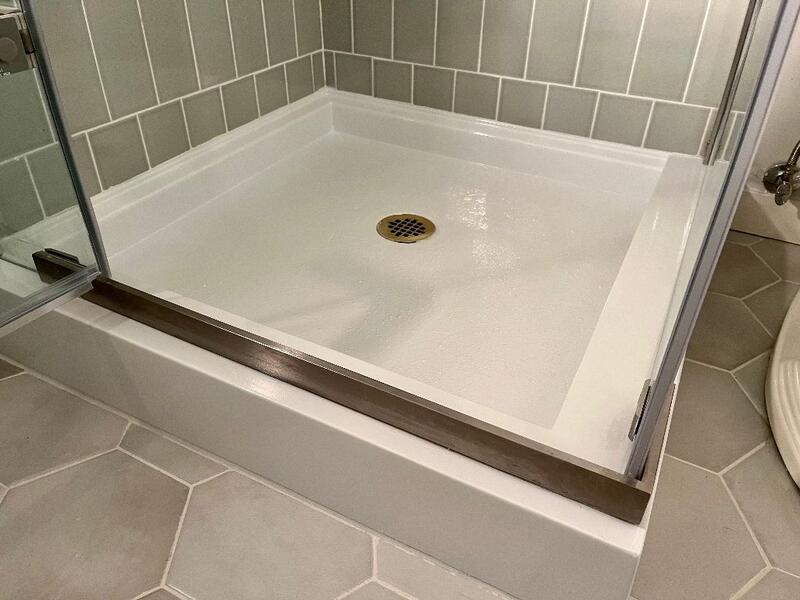 Shower Pan Refinishing Gloss white